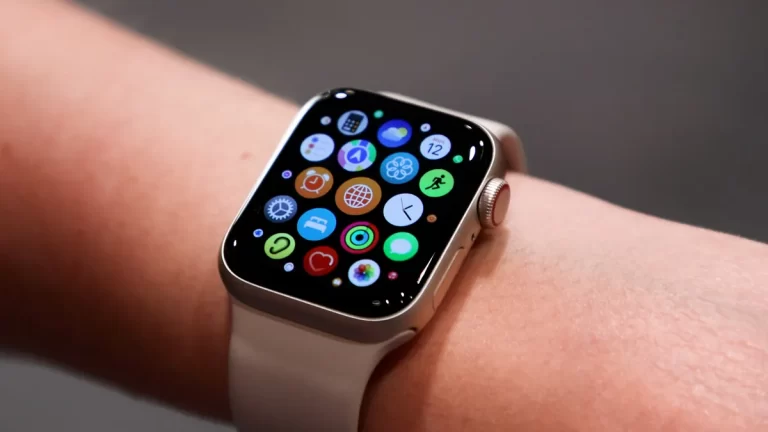 Est-ce que la smartwatch dispose d’un GPS intégré pour la navigation ?缩略图