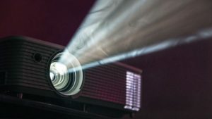 Read more about the article Reviewing the Best 4K Projectors for Movie Enthusiasts