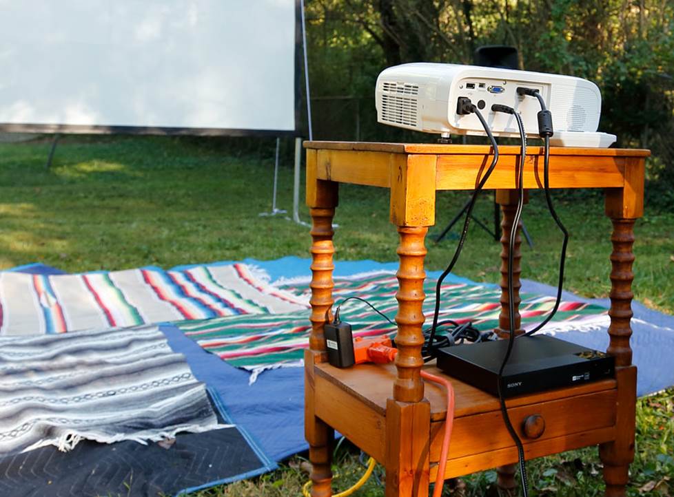 outdoor movie projector