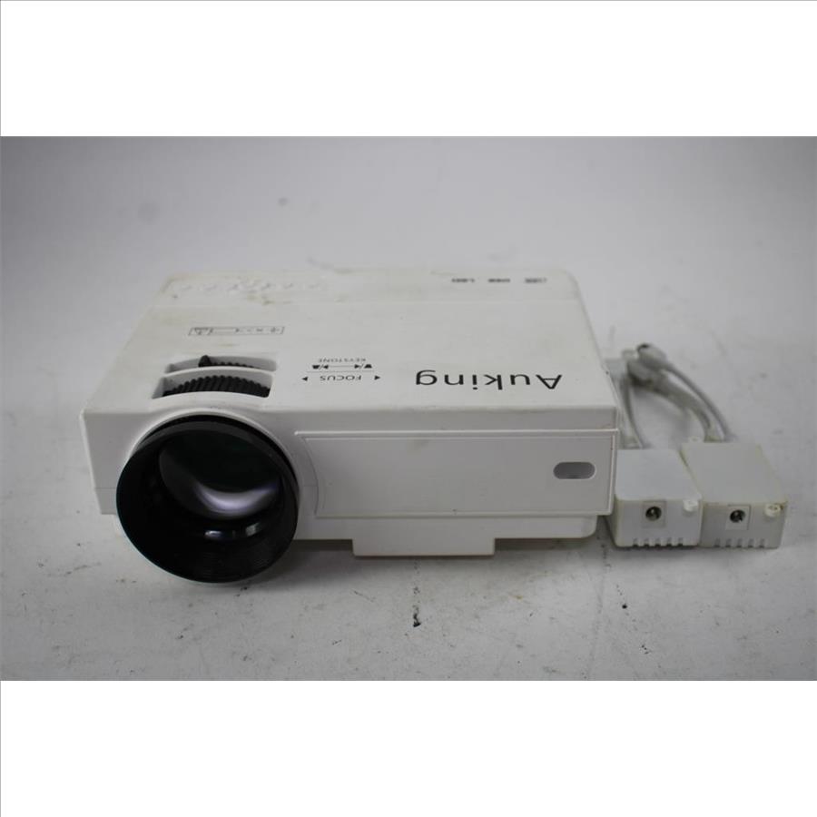 auking-mini-projector