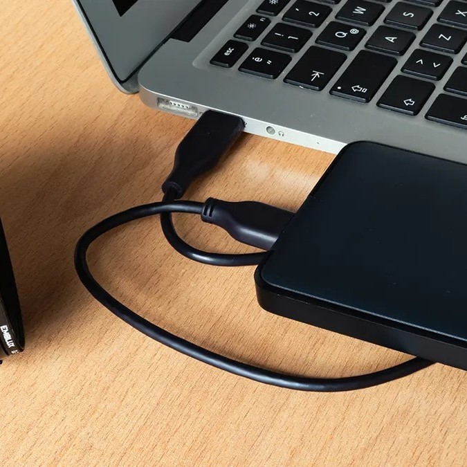 transfer photos from iphone to external hard drive using mac